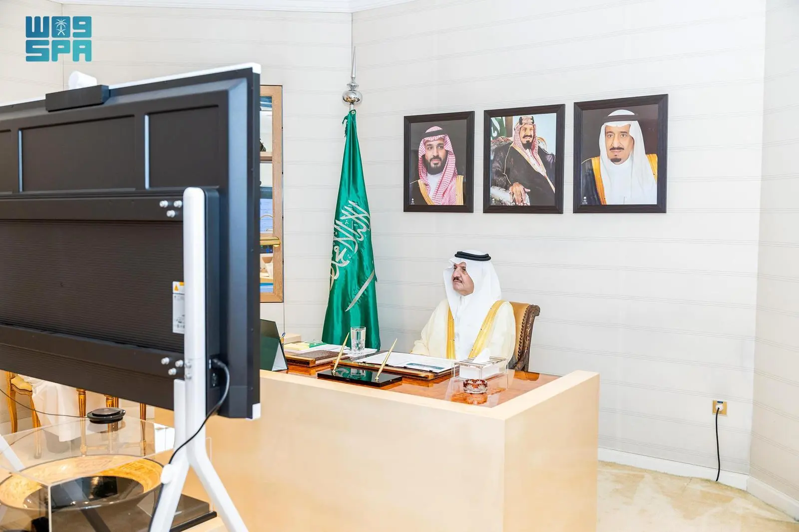 أمير المنطقة الشرقية يرأس اجتماع مجلس إدارة بر الشرقية الثاني لعام 2025